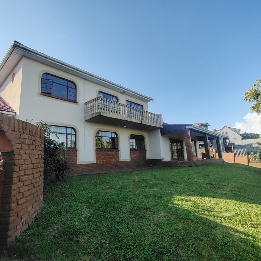 6 Bedroom Property for Sale in Baysville Eastern Cape